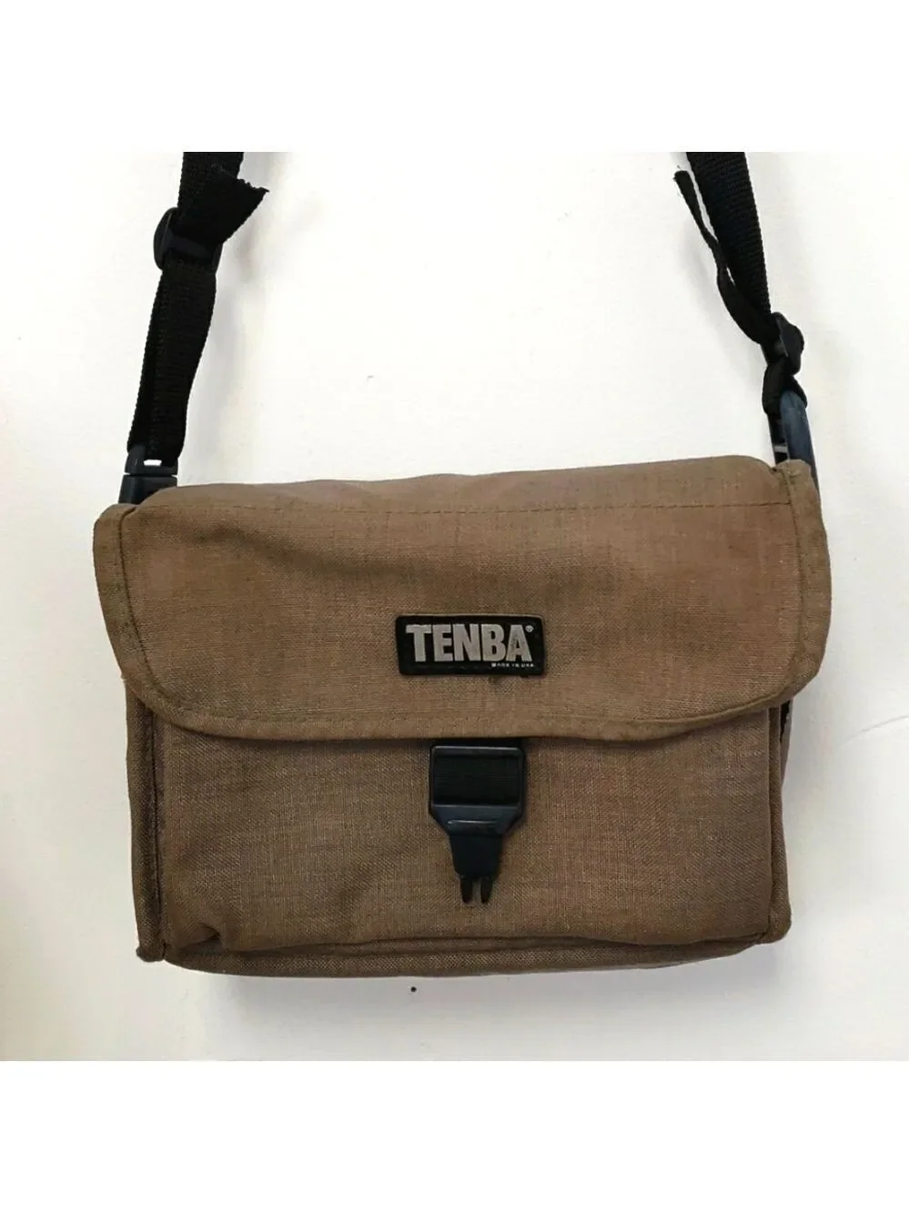 TENBA 1 Camera Bag 7h x 9w x 4d Tan Canvas USA made